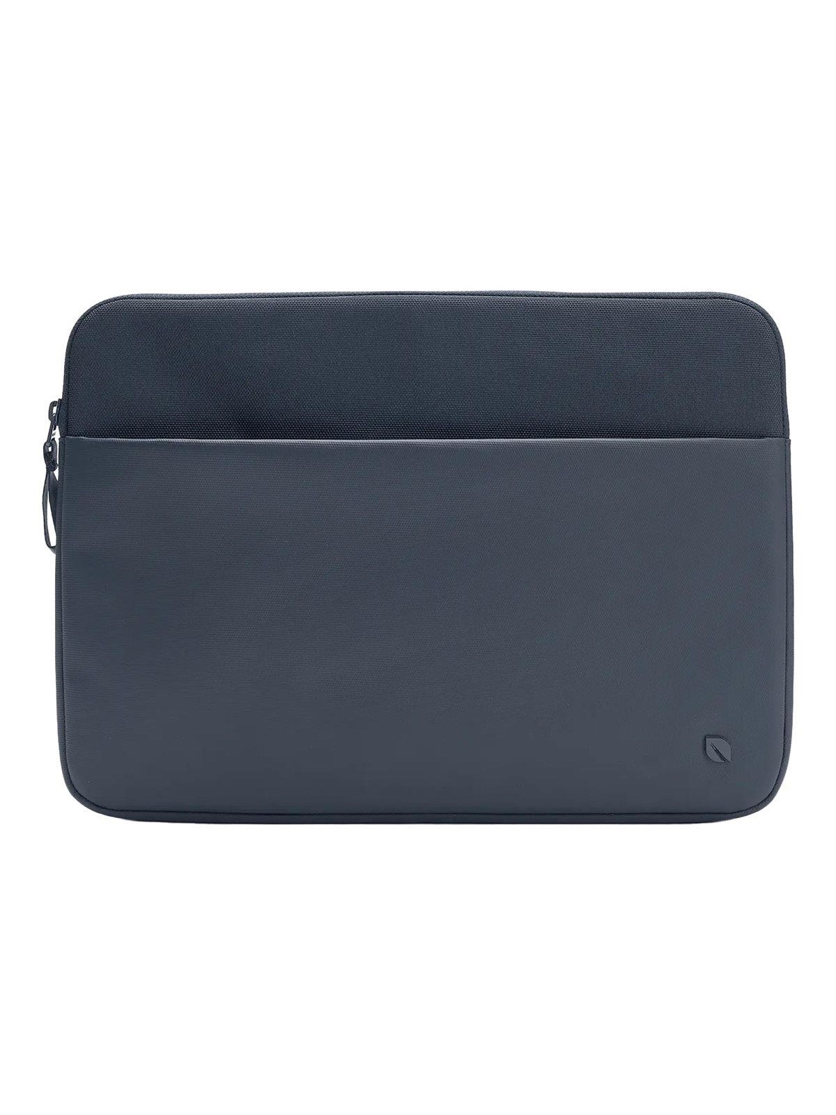 Incase A.R.C. - notebook sleeve