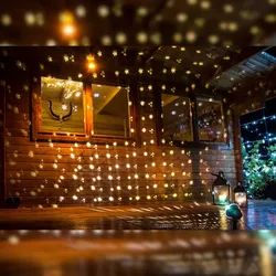 LED-Projektor mit Schneeflockenmotiven und Timer Hausbeleuchtung Wandbild