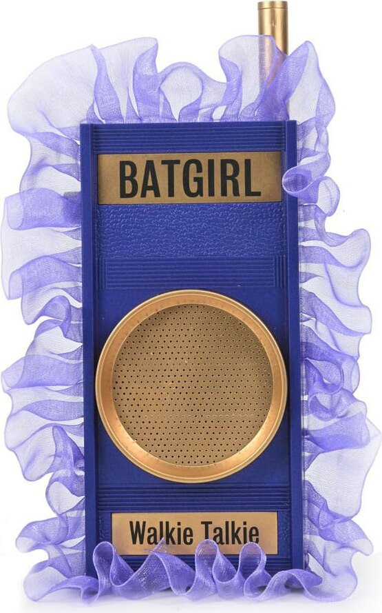 NECA Batman Prop Replica 1/1 Batgirl walkietalkie uit de tv-serie van 1966, 18 cm