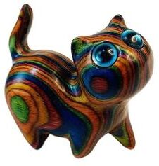 Uplift Picks Sandalwood Wooden Cat Figurine Kawaii Hand Carved Cute Animal Desk Decor blue & Green