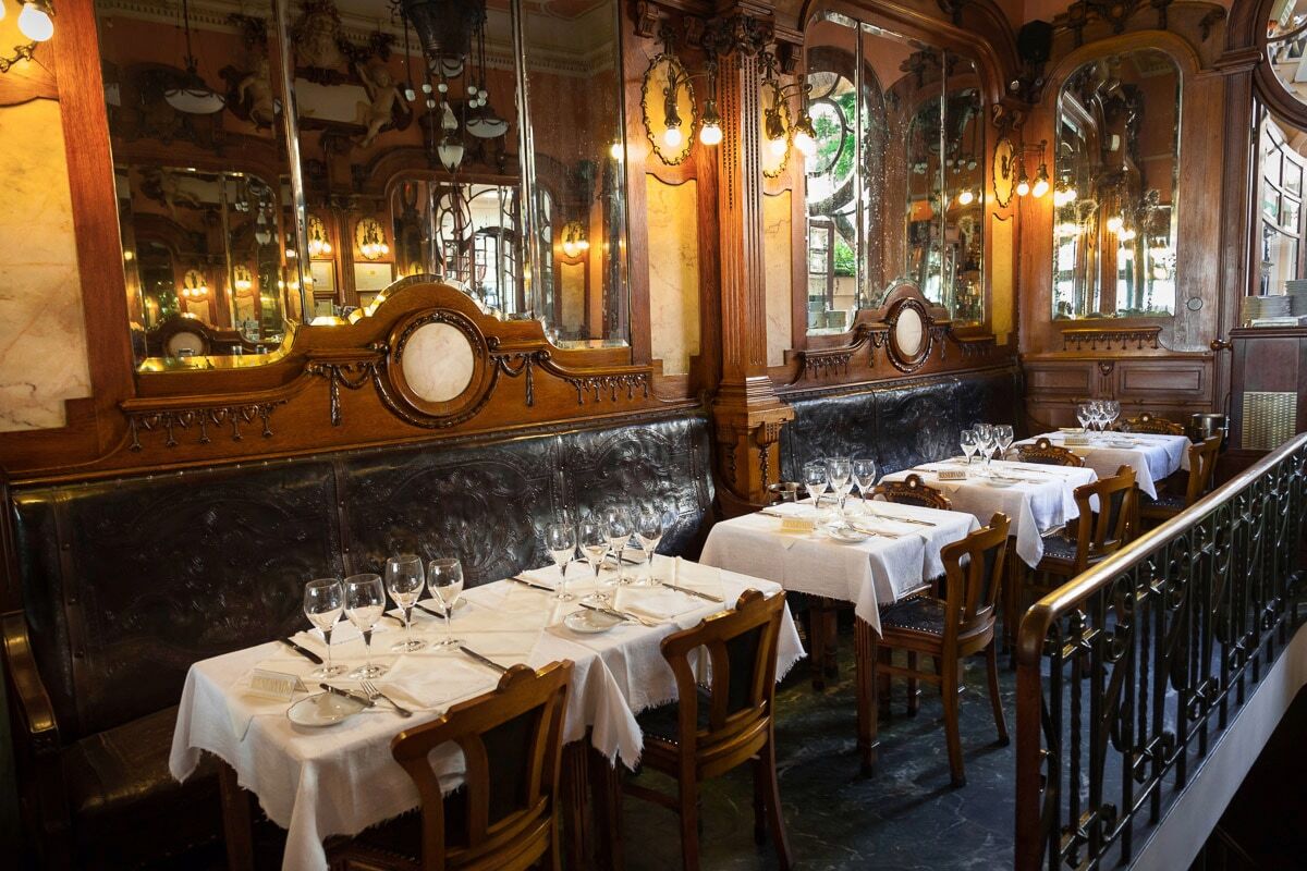 Fototapete PAPERMOON "Vintage Restaurant", bunt, B:4,5m L:2,8m, Vlies, Tapeten, Fototapete