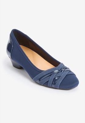 Women's The Quinlan Slip On Pump by Comfortview in Navy (Size 7 M)