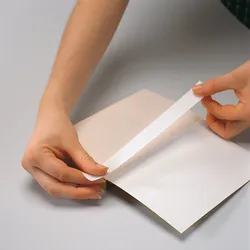 filmoplast® P 90 plus, Papier-Reparaturband selbstklebend, verstärkt und repariert die Verbindung von Buchdeckel und Buchblock, stark reißfest und weiß, extra stark klebend, 2 cm Breit, Rolle mit