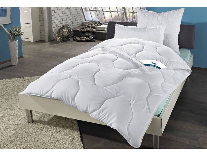 Kunstfaserbettdecke BECO Gregor, Bettdecken für Sommer und Winter, Ganzjahresdecke , weiss (weiß), B:155cm L:220cm, Bezug: 100% Polyester. Füllung: 100% Polyester, Bettdecken, Kunstfaserbettdecke, Bettdecke 135x200cm, allergiker geeignet (Hausstauballergiker)