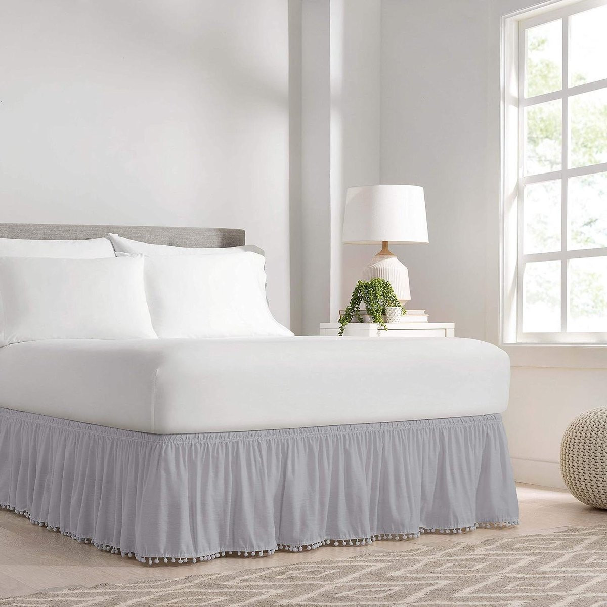 Grijs Elastisch Bedrok met Pompons - Easy Stretch Ontwerp - 46 cm Drop