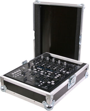 Behringer DDM 4000 Bundle II