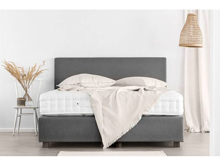 Boxspringbett VENICE 200x200 cm - verschiedene Farben und Bezüge verfügbar - konfigurierbar - mit Matratze - mit niedrigem Kopfteil