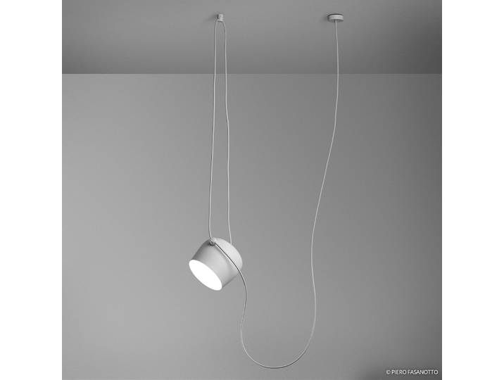 Suspension LED design Aim, blanche - FLOS - Salon / séjour - Métal - À ampoule unique