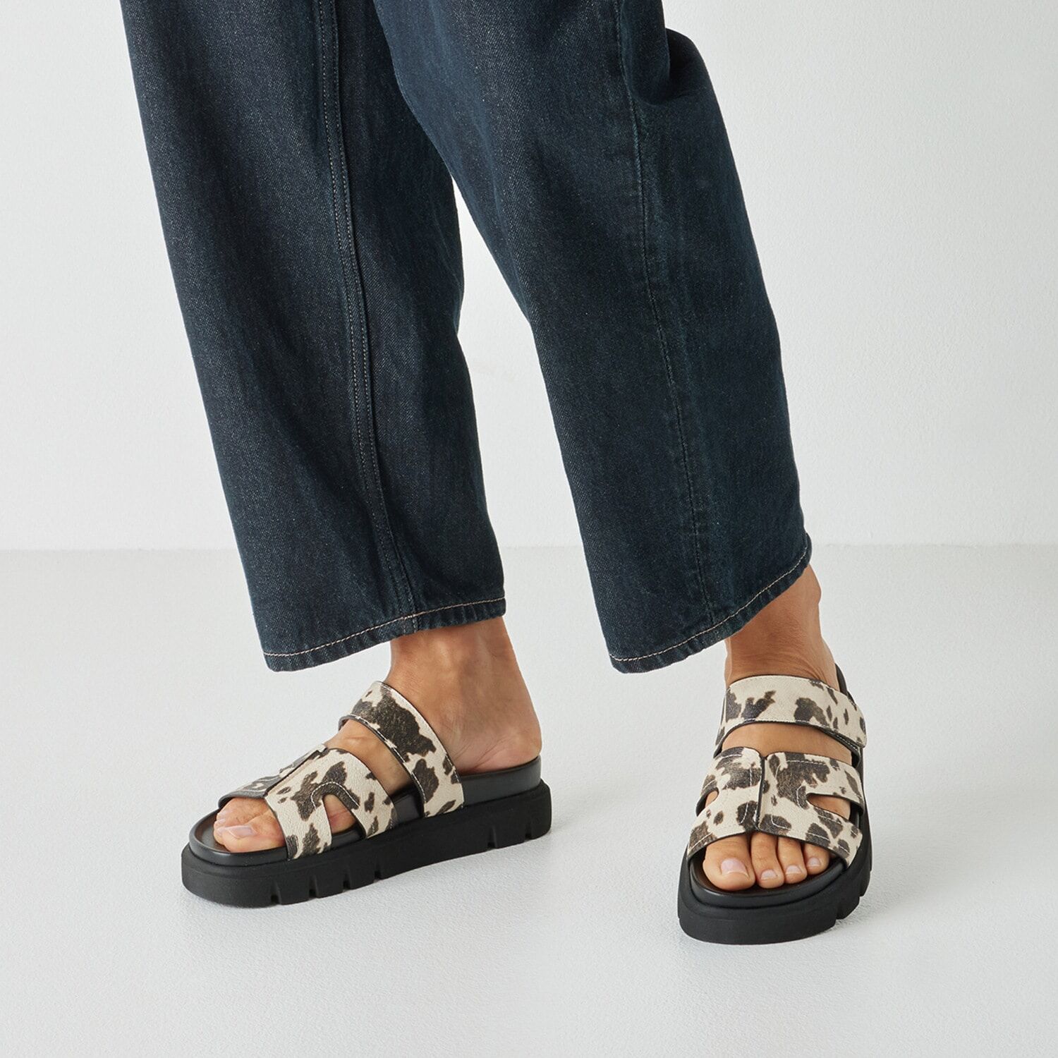 Pantolette TAMARIS, Damen, Gr. 37, Synthetik, braun (animal druck), Lederimitat, Schuhe Pantolette, Schlupfschuh, Sommerschuh mit modischer Plateausohle