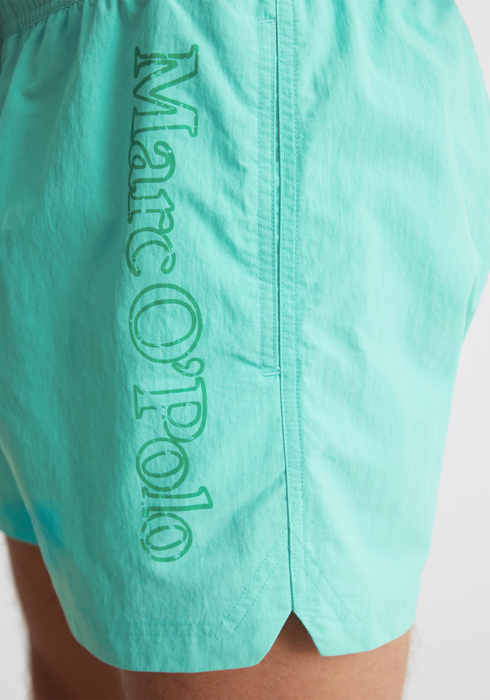 Marc O' Polo Badeshorts MARC O'POLO "Essentials Beach Jersey", Damen, Gr. M, N-Gr, grün (aquatic awe), Web, Obermaterial: 100% Polyamid, unifarben, Badehosen Badeshorts, mit seitlichem Schriftzug-Design aquatic awe M, N-Gr
