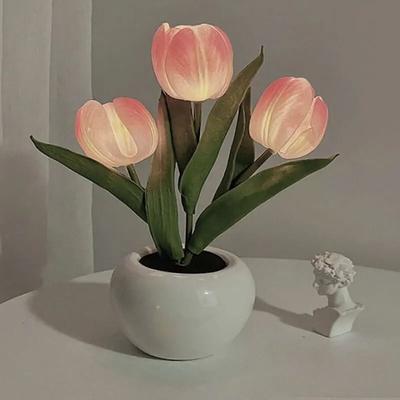 Uplift Essentials Romantic Simulation Tulip Bouquet LED Table Lamp pink battery Version
