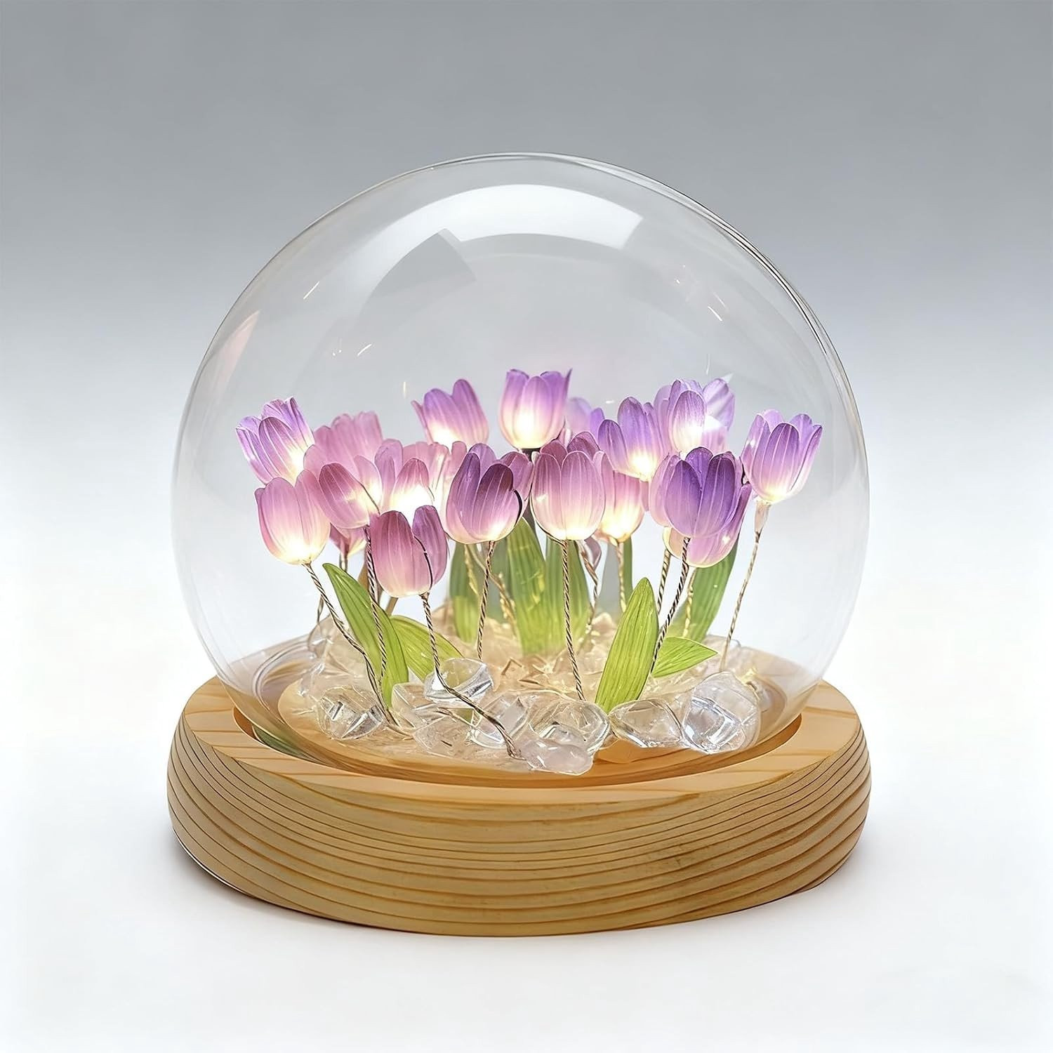 Paarse tulpenlamp met LED-verlichting en batterij voor een sfeervolle kamer