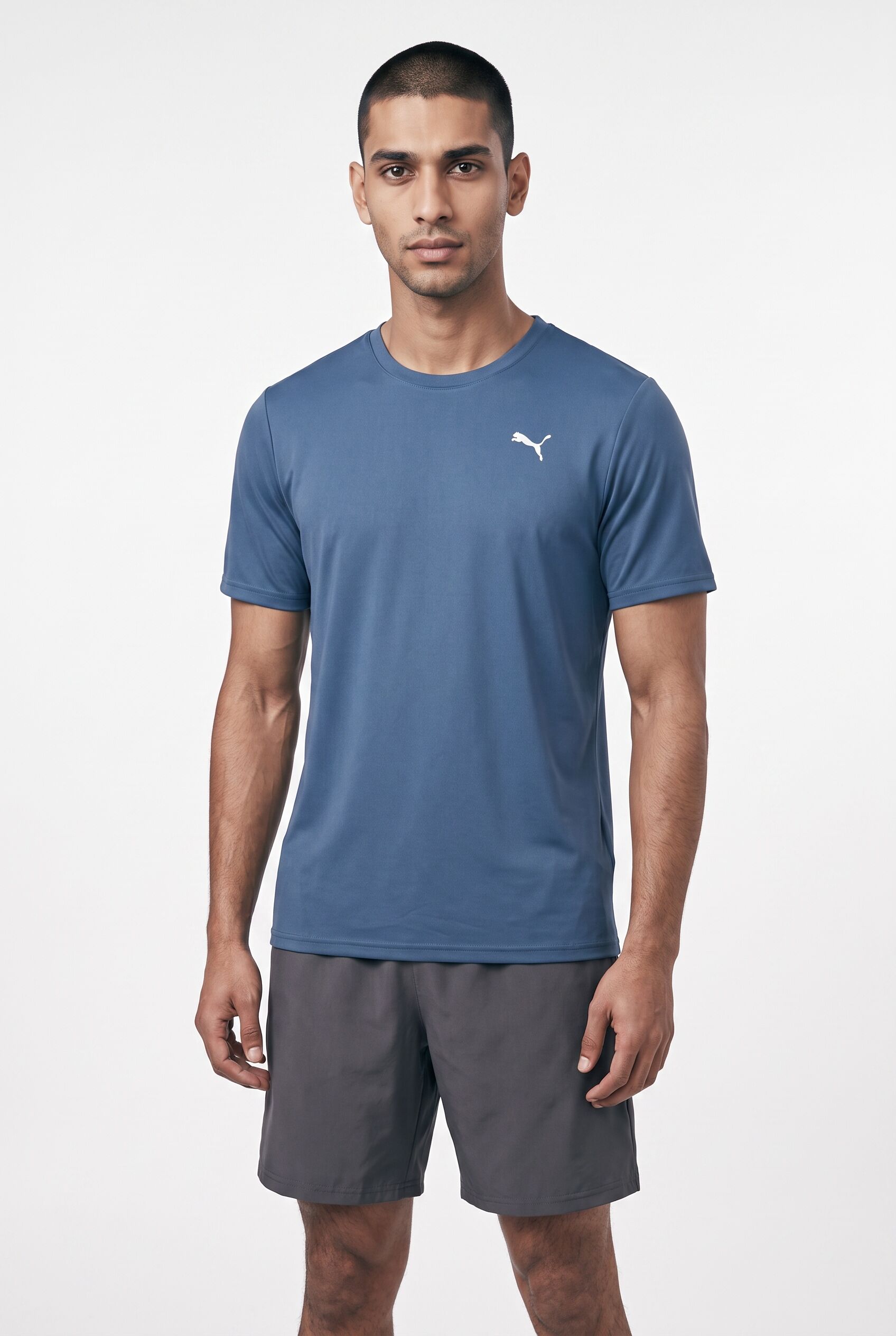 Trainingsshirt PUMA "M TAD ESSENTIALS SOLID CAT TEE LC SMALL CAT", Herren, Gr. S, blau (schwarz indigo), Jersey, Obermaterial: 100% Polyester, regular fit normal, Rundhals, Shirts Trainingsshirt, ergonomischer Schnitt, Kurzarm, Trainings-T-Shirt schwarz i