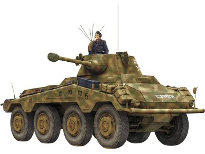 Rye Field Model RM-5110 - 1:35 Sd.Kfz.234/2 PUMA /w Engine Parts - Pre-bestelling