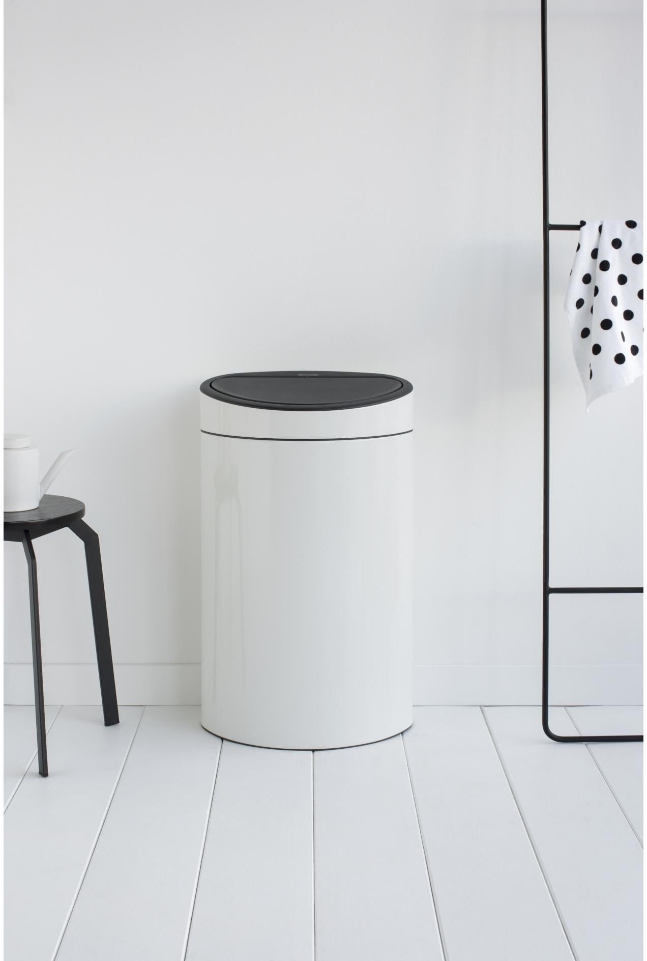 Mülleimer BRABANTIA "Touch Bin 40 l White", weiss (weiß), 40 l, Edelstahl, Mülleimer, Mülleimer weiß 40 l