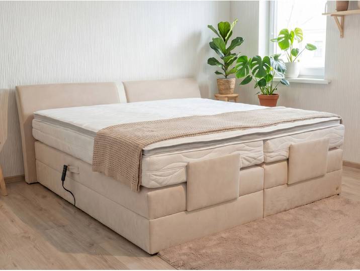PAARA Boxspringbett Dallas elektrische verstellung Dachschräge Farbwahl, mit einzigartigem Belüftungssystem