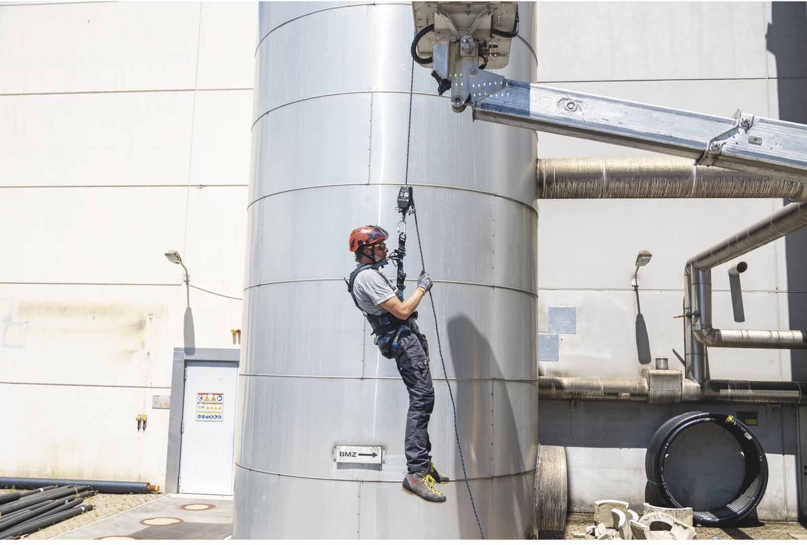 Zarges Fall Protection Rettungsgerät Liberex mit hoher Nutzlast von 280kg Länge 40,0m