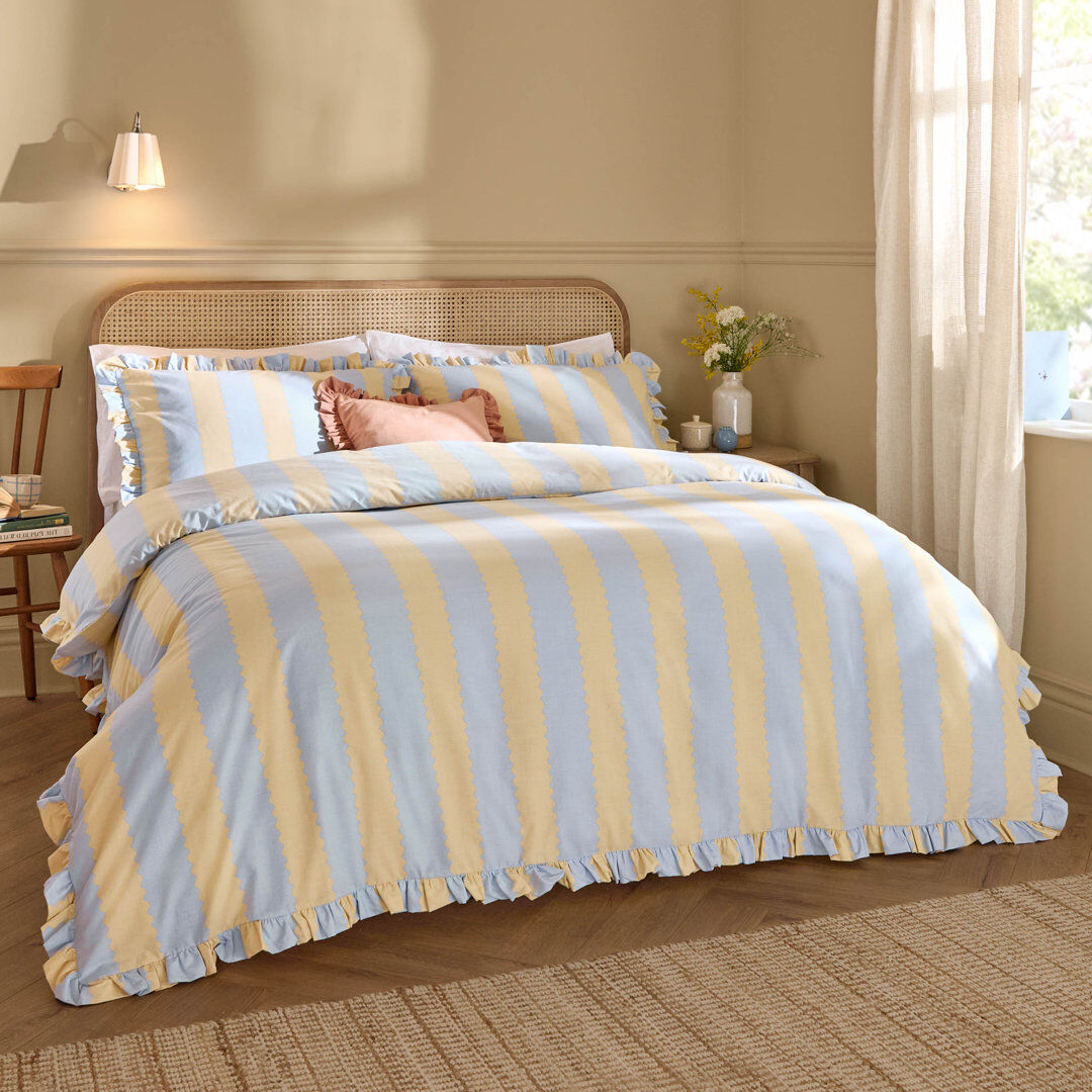Wylder Birdie Stripe Striped Duvet Cover Set with Pillowcases Included Blue/Yellow Striped Double Duvet Cover + 2 Standard Pillowcases