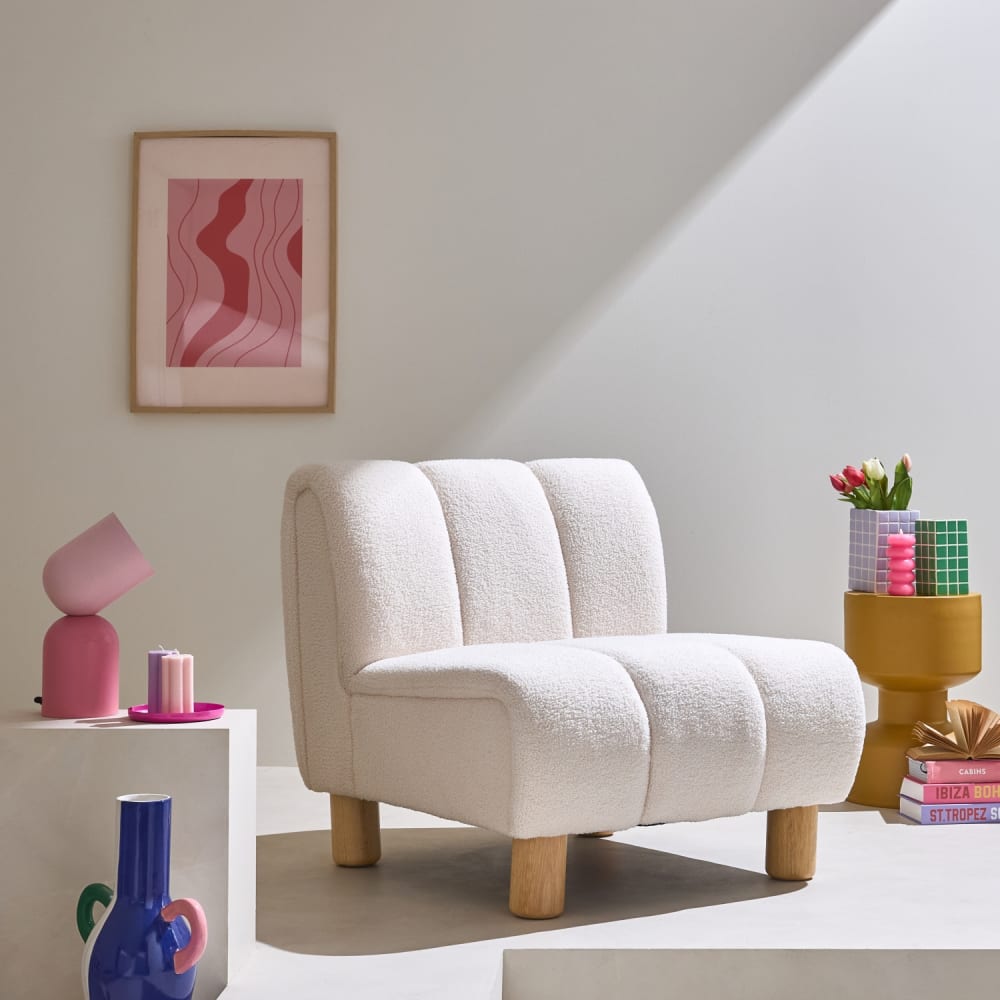 sweeek Fauteuil relax pieds bois et tissu bouclette crème Beige 78x79x90cm