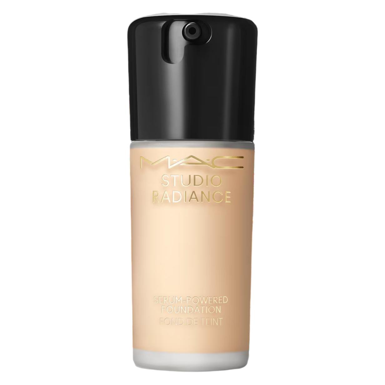 MAC Cosmetics M.A.C. Studio Rad Serum Pow Fond de Teint NC30 (NC30) (SYP8140000)