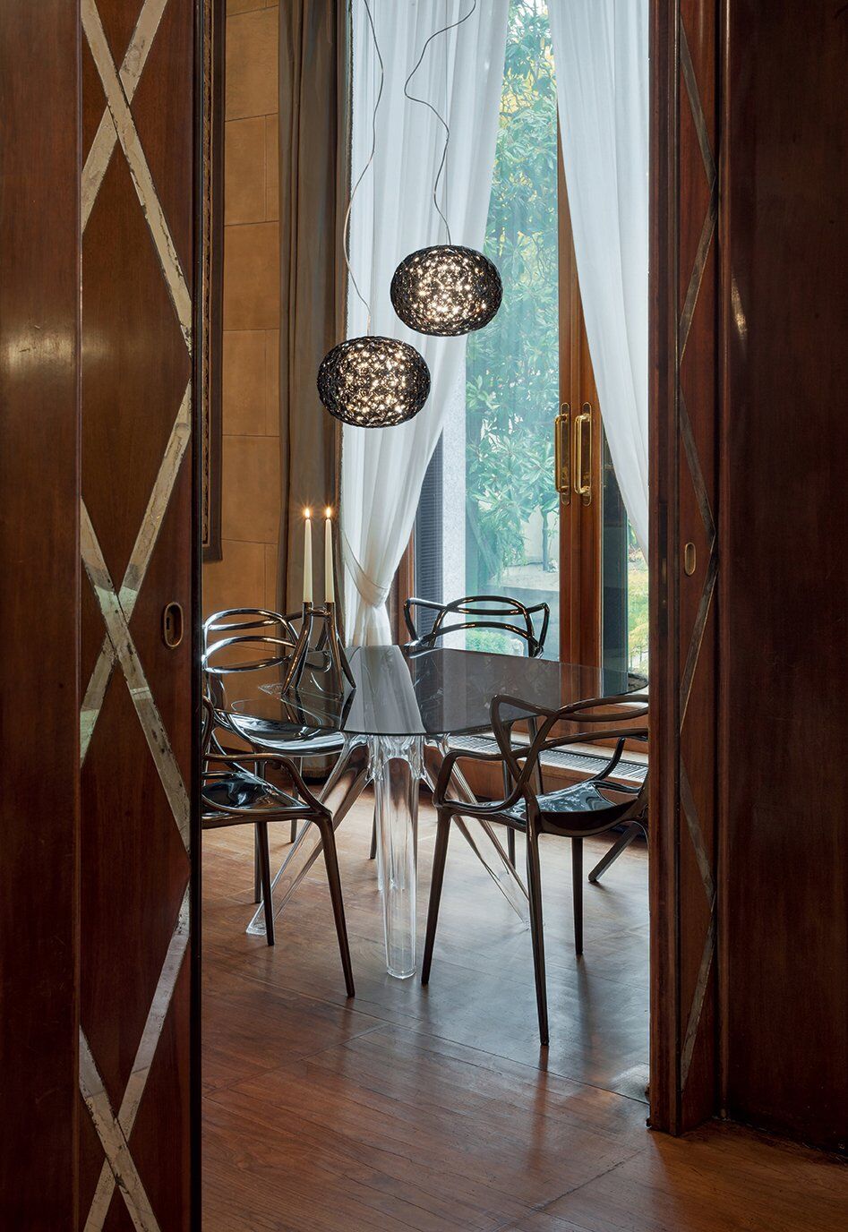 Kartell Planet LED Pendelleuchte (rauchgrau) rauchgrau