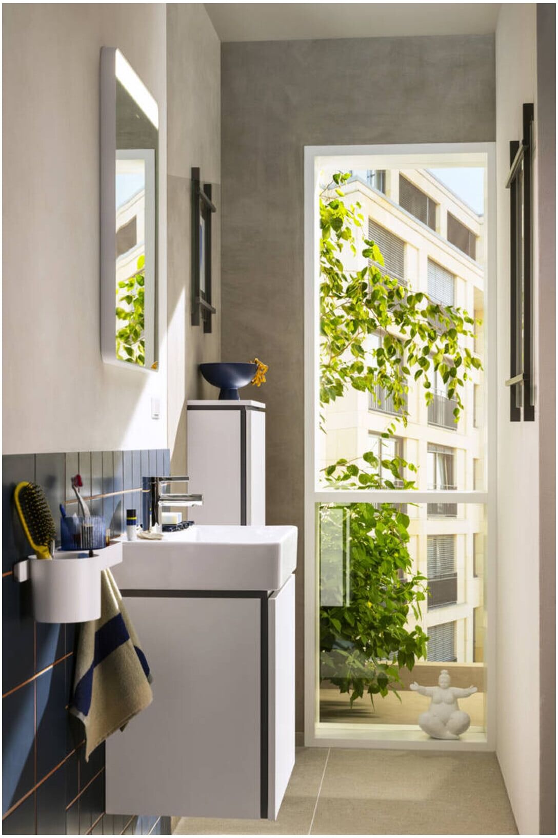 Hansgrohe Halbhochschrank Xilesa E 400x200mm, Türanschlag links, mattweiß (54281700)