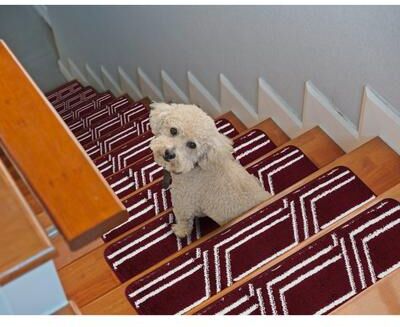 "SUSSEXHOME Plaza Collection Stair Treads 100% Polypropylene 9"" x 28"""