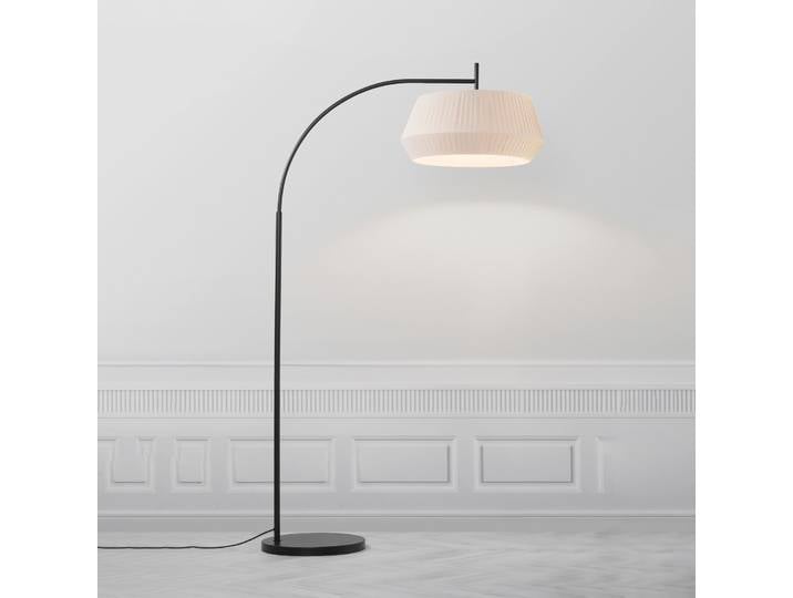 Lampe sur pied Dicte, abat-jour tressé à la main, beige - Nordlux - Salon / séjour - Scandinave - Tissu / textile - À ampoule unique
