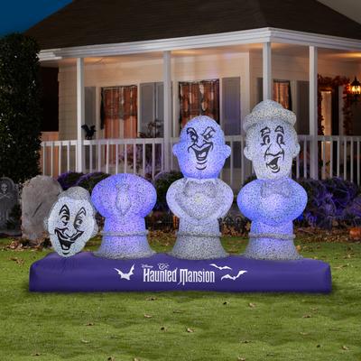 Gemmy Haunted Mansion Scene with Music and Synchronized Light Show