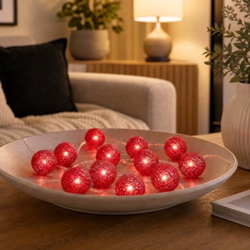 Hellum Lichtslinger met 20 Rode LED-lampen en Metalen Bolletjes