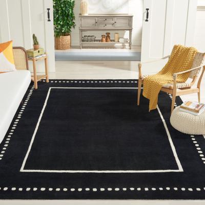 SAFAVIEH Handmade Bella Alverta Dotted Border Wool Rug
