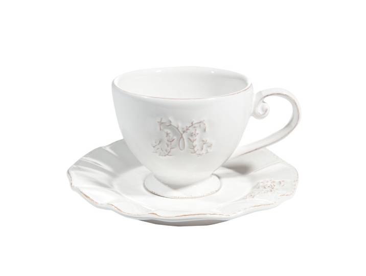 Teetasse mit Untertasse aus Steingut, weiß