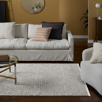 TOWN & COUNTRY LUXE Tretta High-Low Area Rug