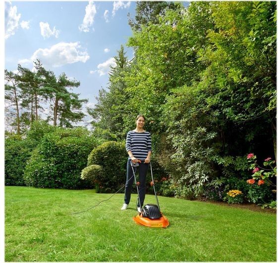 Black & Decker BEMWH551-GB Corded Hover Lawn Mower - Black & Orange