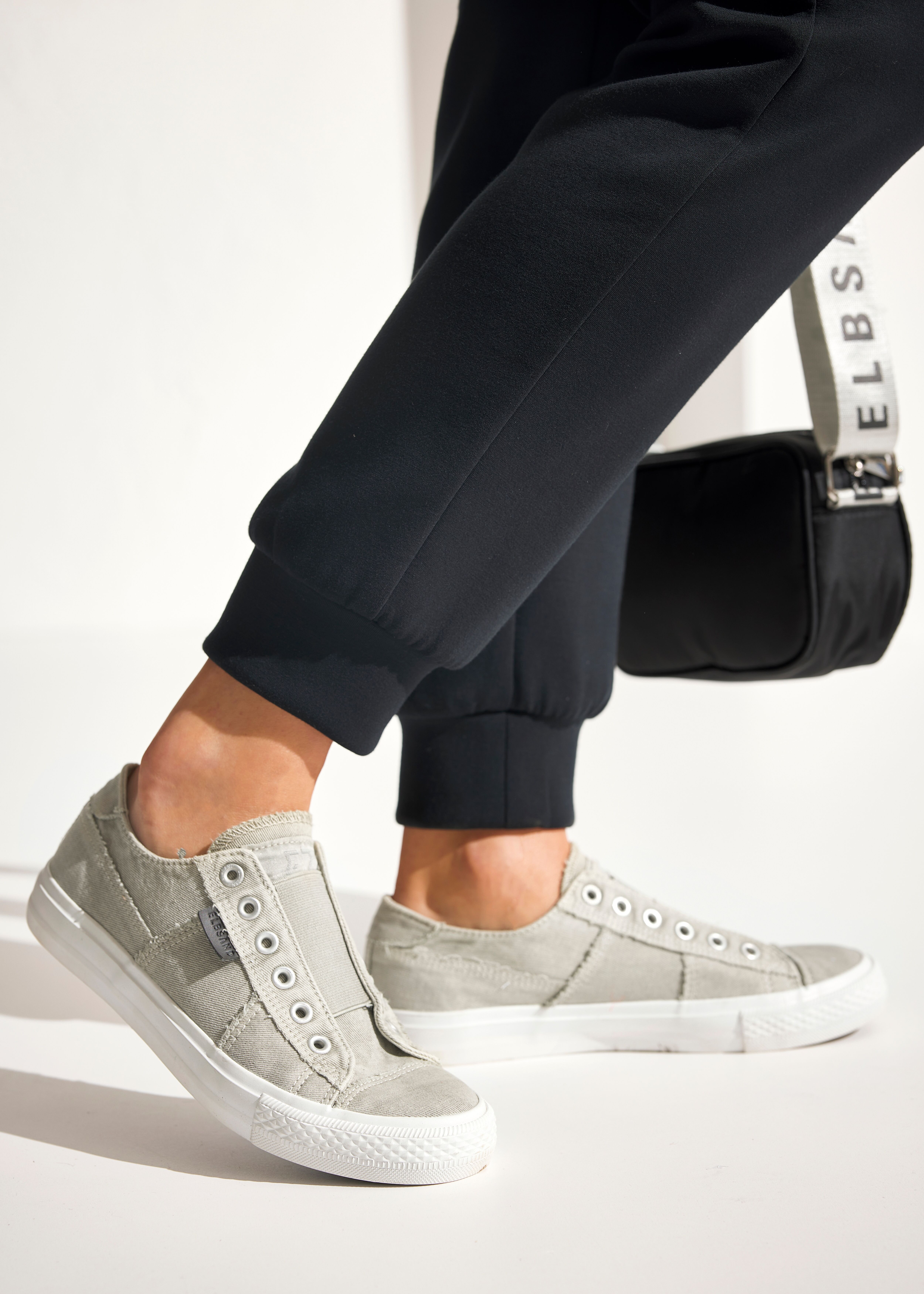 Sneaker ELBSAND "Halbschuh, Slipper, Freizeitschuh, Stoffschuhe, Textilschuhe", Damen, Gr. 45, Textil, grau, Obermaterial: 100% Textilmaterial. Decksohle: 100% Textilmaterial. Futter: 100% Textilmaterial. Laufsohle: 100% Synthetik, unifarben, Schuhe Sneak