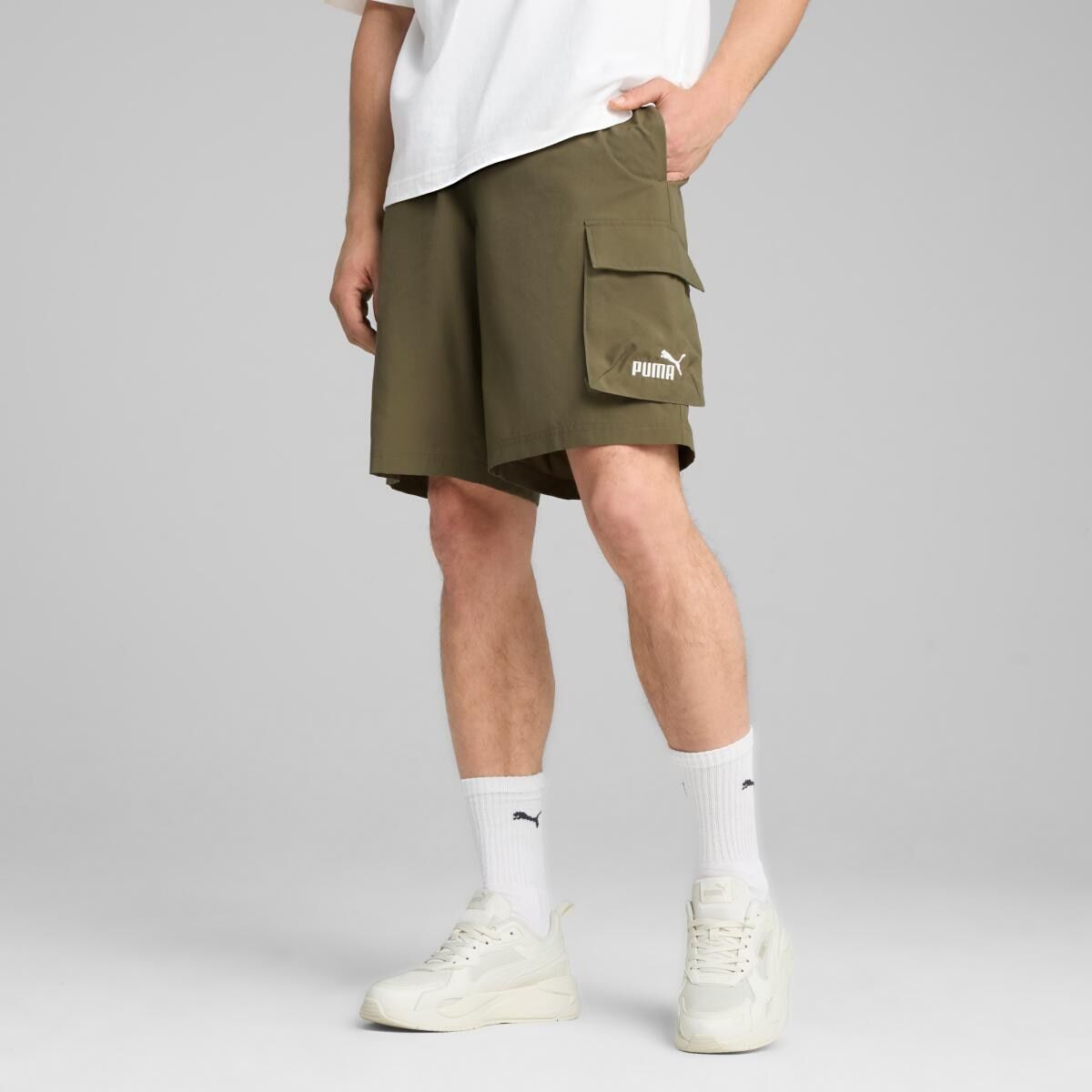Puma Pantalones cortos Casual de Hombre ESS Woven Cargo .  Verde