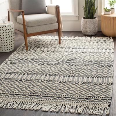 Livabliss Adamsen Handmade Modern Wool Area Rug