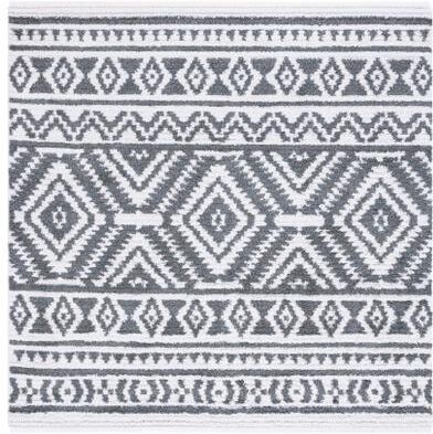 SAFAVIEH Augustine Chara Rustic Moroccan Fringe Rug