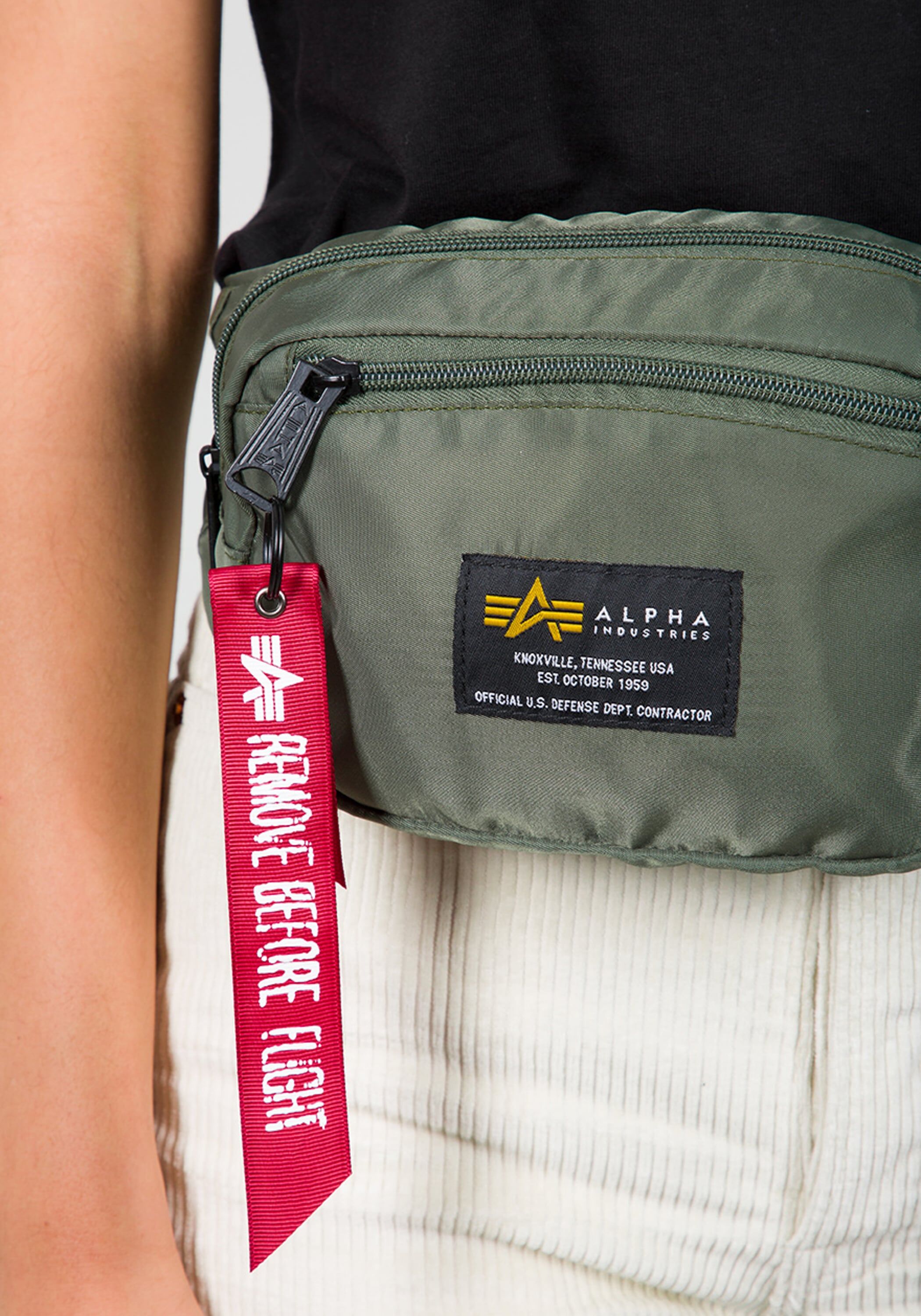 Gürteltasche ALPHA INDUSTRIES "Crew Waist Bag", Damen, grün (sage, grün), Shell: 100% Nylon. Lining: 100% Nylon, Taschen Gürteltasche sage, grün Einheitsgröße