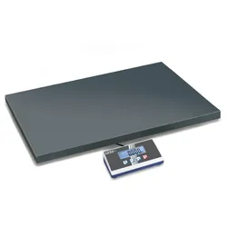 Kern sehr große Plattformwaage. Wägebereich bis max. 150kg Ablesbarkeit 50g. Mit Netzteil und Batterien.