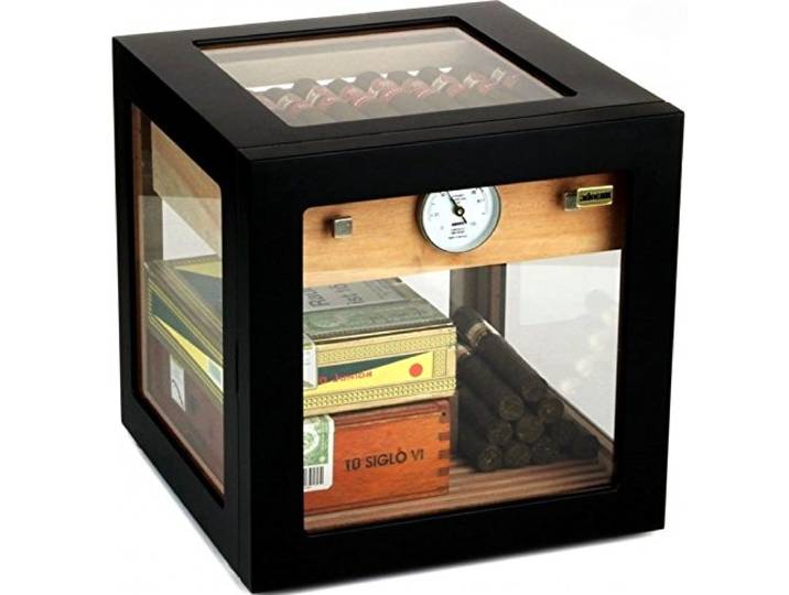Lifestyle-Ambiente Adorini Humidor Cube Deluxe schwarz inkl Tastingbogen