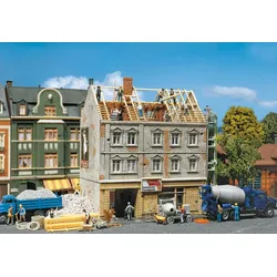 Faller 130456 - H0 - Stadthaus in Renovierung