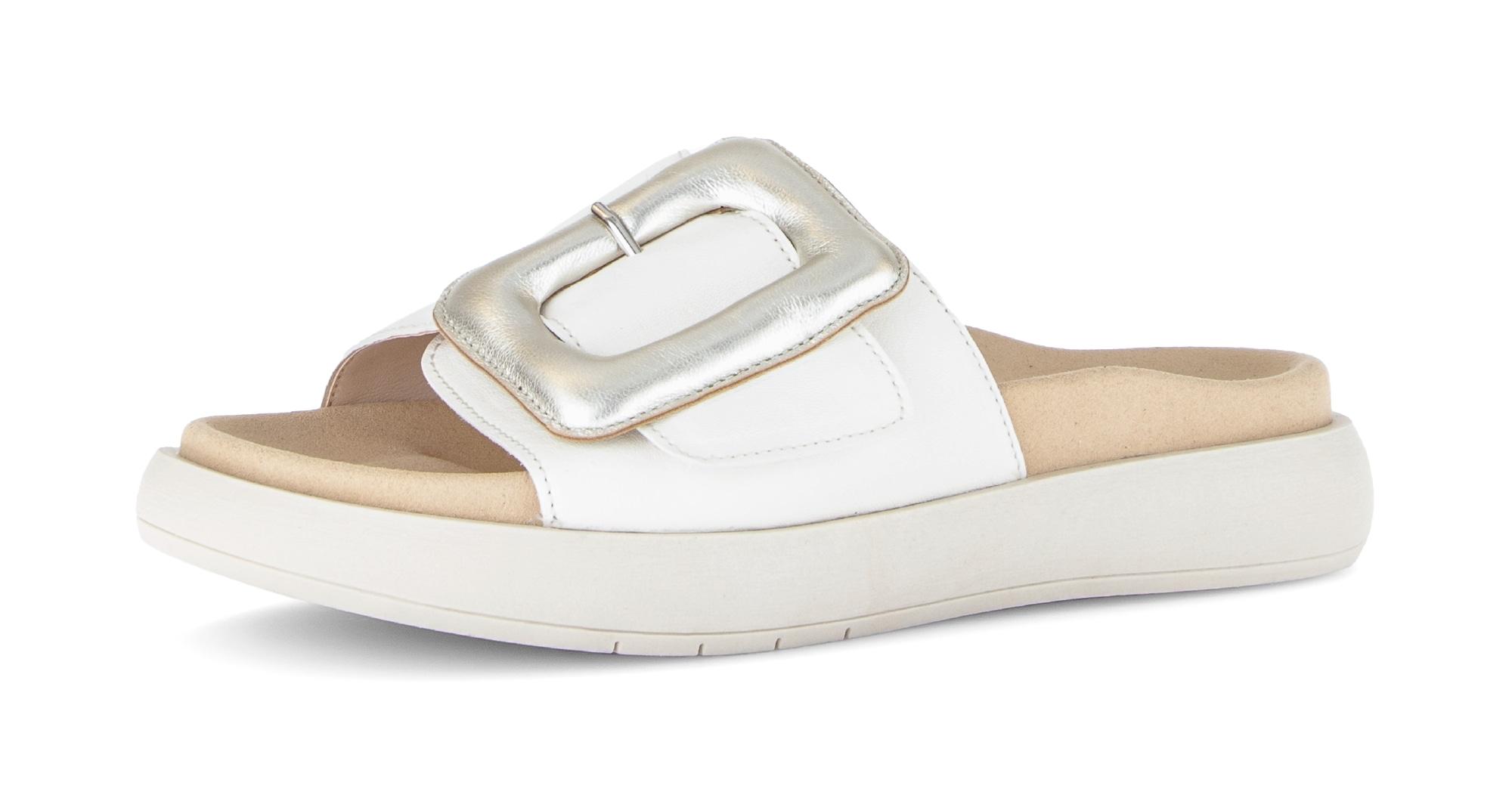 Pantolette GABOR, Damen, Gr. 41, weiß, silberfarben, Nappaleder, metallic, unifarben, Schuhe Pantolette, Plateau, Schlupfschuh, Sommerschuh mit großer Zierschnalle