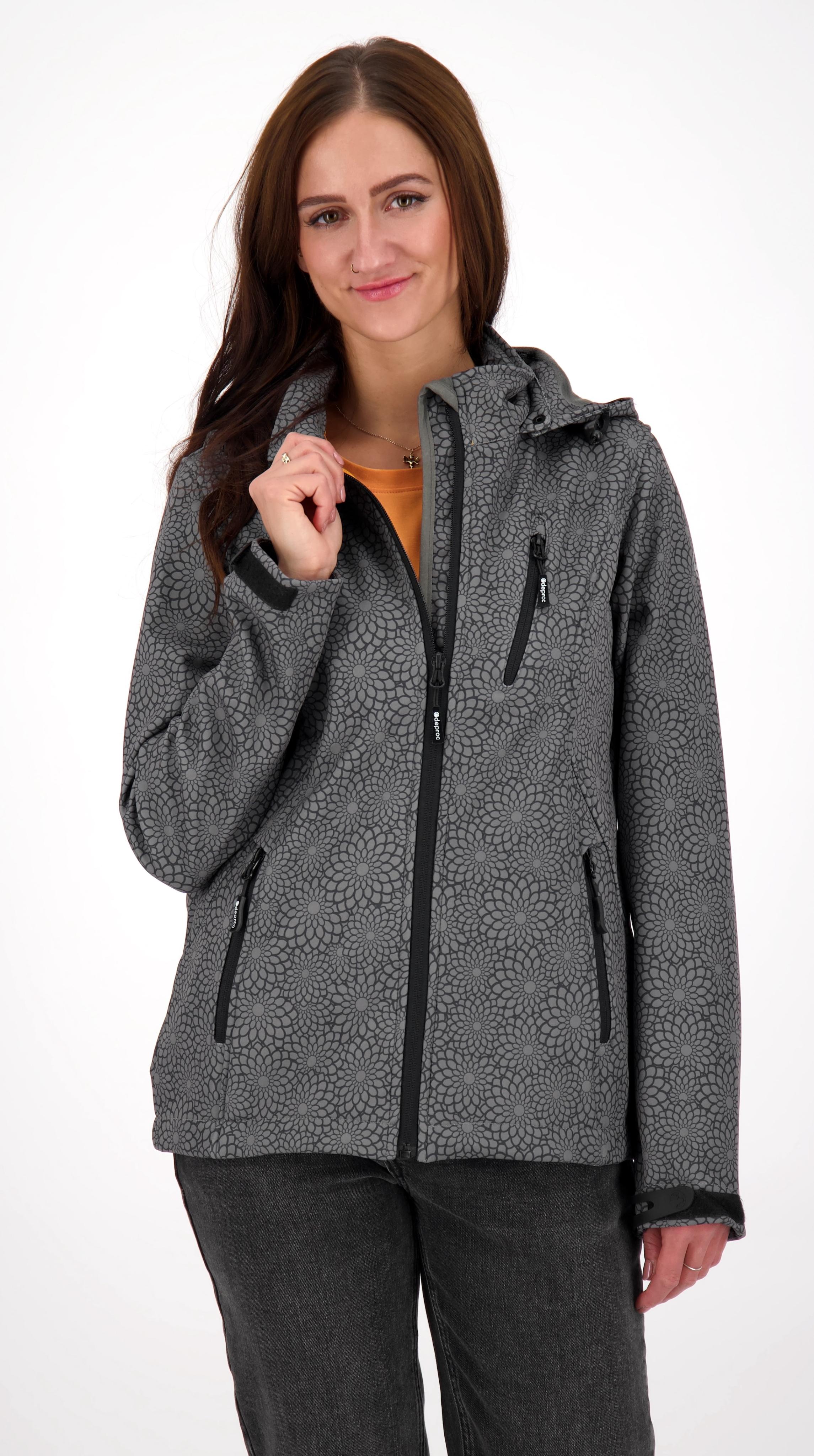 Softshelljacke DEPROC ACTIVE "SHELBY PEAK DC", Damen, Gr. 54 (XXL), schwarz (schwarz print), 100% Polyester, tailliert, gerader Abschluss mit Klettverschlüssen, Jacken Softshelljacke, leichte Softshelljacke mit All-Over-Print und abnehmbarer Kapuze
