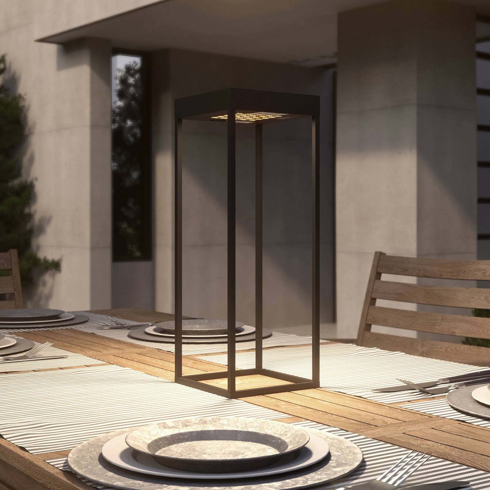 Lucande LED-Solarleuchte Lynzy, 58cm, schwarz, Metall, IP65 Lynzy Lucande, dimmbar, schwarz, Aluminium, Modern, Solarleuchten