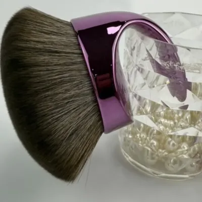 Beauty Blend & Blur Body Kabuki-Pinsel, extra große, vegane Borsten, Selbstbräunerpinsel, professionelle Blending-Applikator-Grundierung